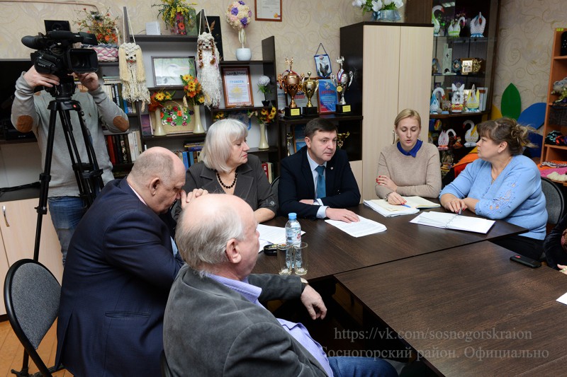 В Сосногорске состоялась деловая встреча членов городской организации инвалидов с главой муниципалитета