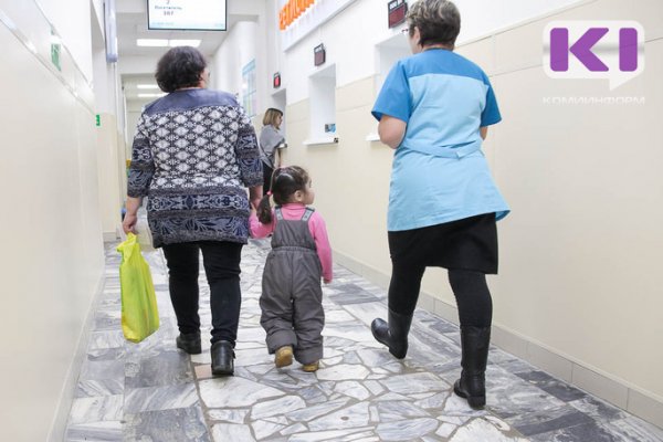 Ребенок с простудой: в Сыктывкаре родители требуют от руководства детсада отстранять от посещения больных детей 