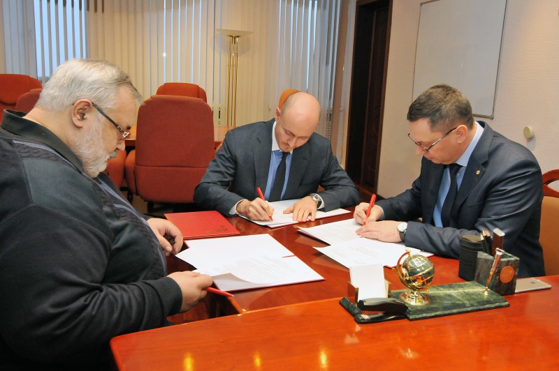 "Воркутауголь" и профсоюзы подписали новый коллективный договор
