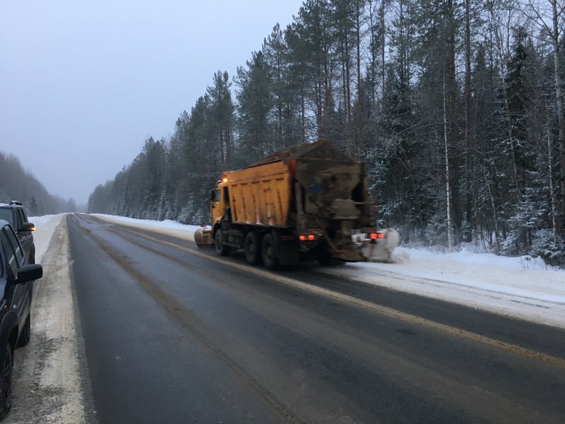 Дорожники расчистили от снежных заносов трассу Сыктывкар – Ухта