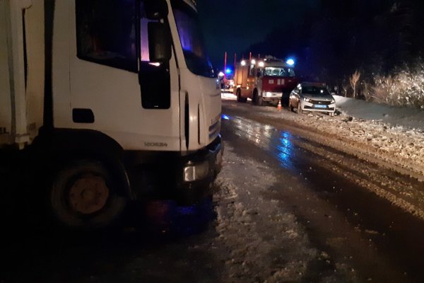 На объездной Сыктывкара столкнулись два большегруза, один человек погиб