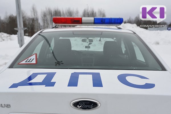В Ухте по вине 71-летнего водителя пострадал 81-летний автовладелец