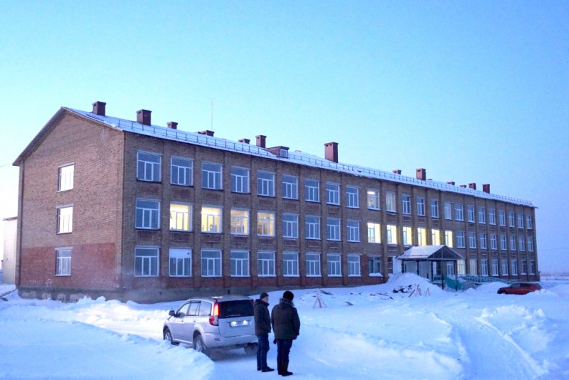При поддержке ЛУКОЙЛа в ижемском селе ремонтируют школу


