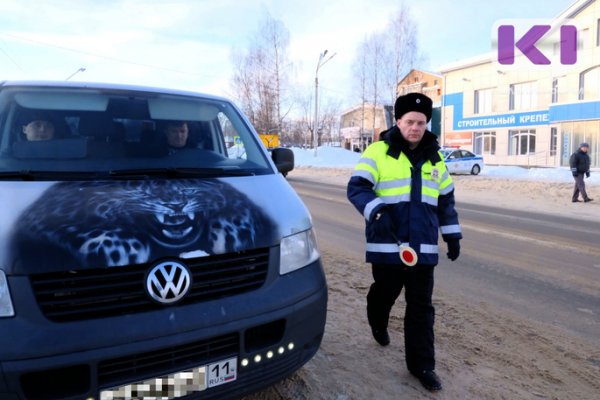 По всем направлениям: Минпром Коми и ГИБДД продолжают останавливать нелегальные автобусы и таксистов