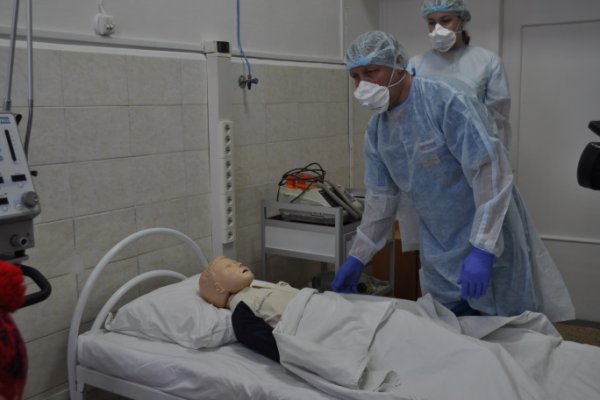 В Коми прошли учения по приему пациентов с подозрением на коронавирус