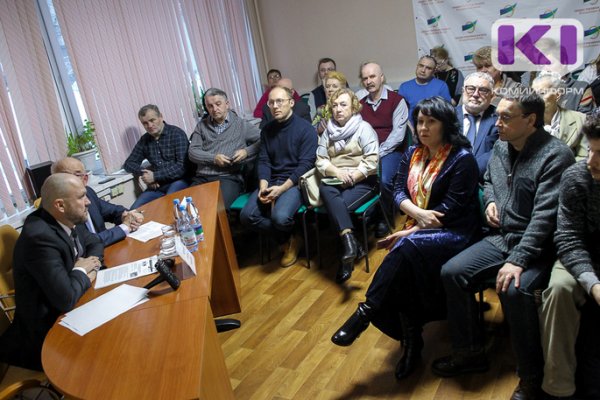 Сыктывкарцы выразили недовольство частной поликлиникой в Лесозаводе и спросили, появится ли государственная