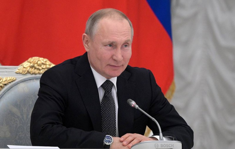 Путин подписал закон о поправке к Конституции