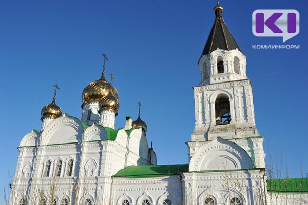 Владимир Уйба попросил жителей Коми не посещать храмы в Вербное воскресенье