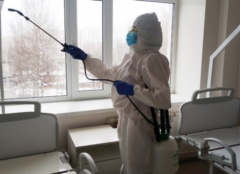 Многократная санобработка в эжвинской больнице Сыктывкара победила коронавирус
