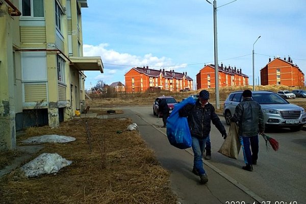 В Сыктывкаре полным ходом идет сезонная уборка городских и дворовых территорий