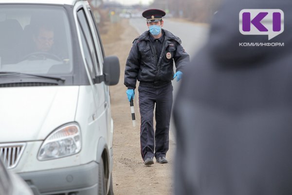 Инспекторы ГИБДД по Коми провели рейд по выявлению нелегальных межмуниципальных перевозчиков