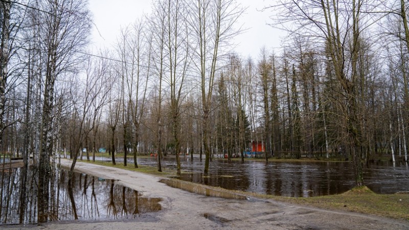 В Ухте из-за паводка пришлось эвакуировать две семьи