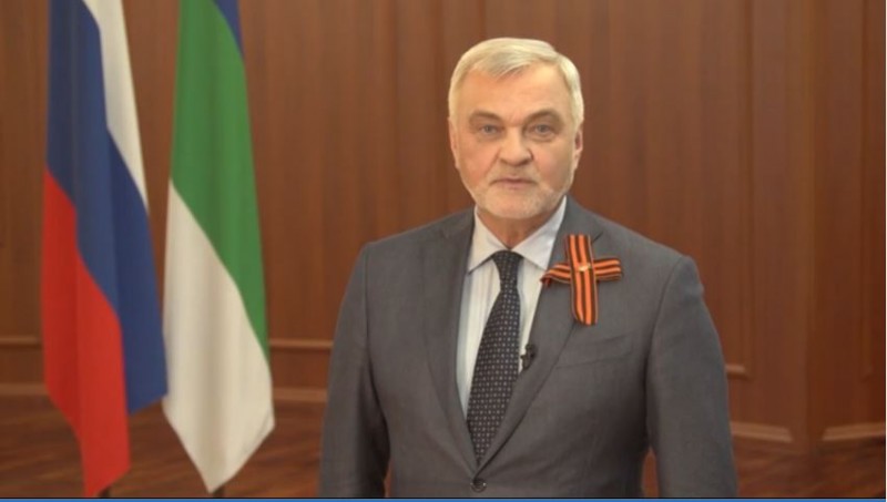 Владимир Уйба поздравил жителей республики с 75-летием Победы