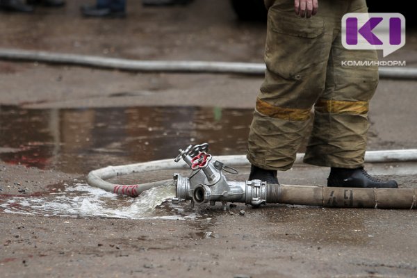 25 человек эвакуировались на пожаре в Сыктывкаре 