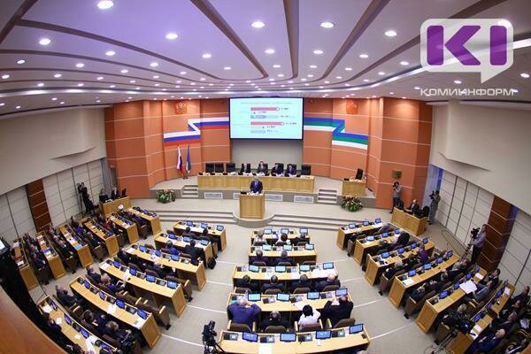 Депутаты-единороссы на сессию Госсовета Коми вносят долгожданный законопроект о статусе 