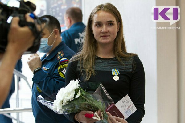 Яна Маравская: 