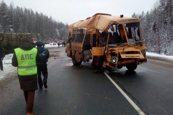 В страшном ДТП со школьным автобусом под Ыбом крайней оказалась средняя школа 