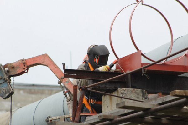 Реконструкция тепломагистрали в Сосногорске идет с опережением сроков