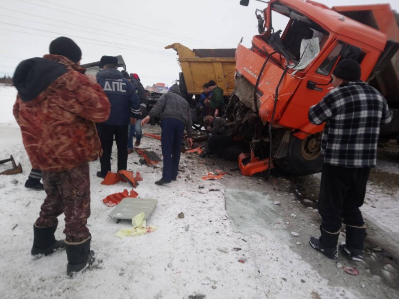 В Коми с водителя МАЗа взыскали более двух млн рублей за порчу авто в крупной аварии