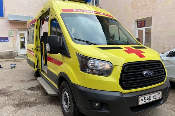 В Коми поступили 12 реанимобилей, больше трети передадут Территориальному центру медицины катастроф