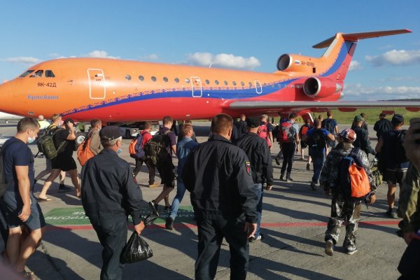 Сотрудники авиапожарной службы Коми вернулись домой из Красноярского края