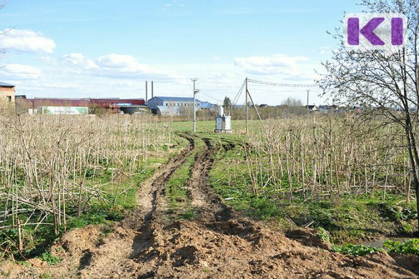 Прокуратура Корткеросского района защитила права многодетной семьи на получение земельного участка 