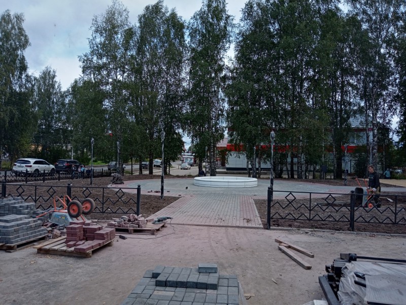 В Сыктывдине благодаря нацпроекту обновляют общественные пространства

