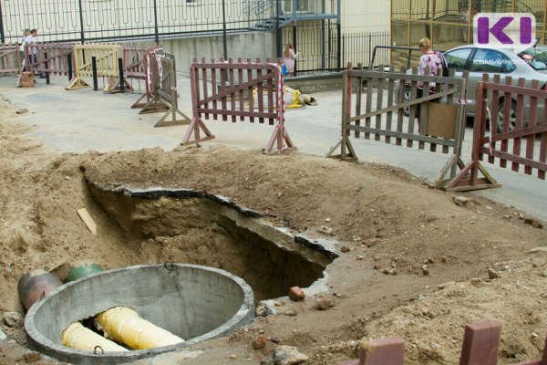 Администрация Сыктывкара штрафует за раскопки на дорогах, во дворах и газонах

