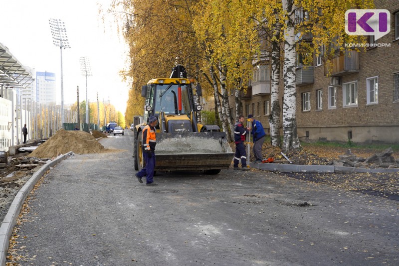В Сыктывкаре проходит приемка дорог по итогам летней дорожной кампании