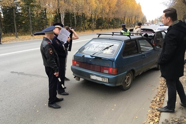 Госавтоинспекторы Сыктывкара признали перетюнингованный автомобиль незаконным