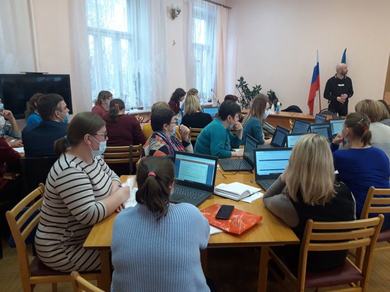Специалисты в сфере муниципальных закупок администрации Усть-Куломского района повышают квалификацию