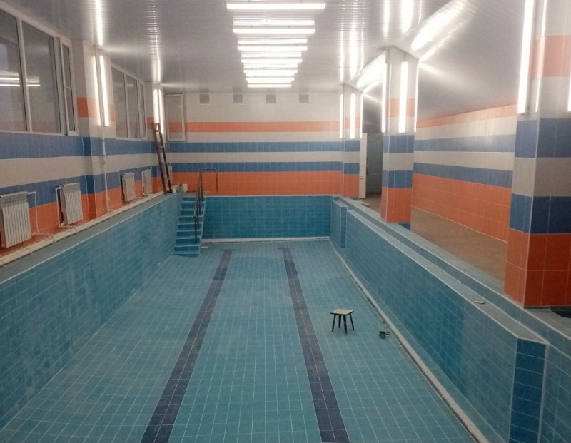 В Усинске отремонтировали учебную ванну в спортшколе №1