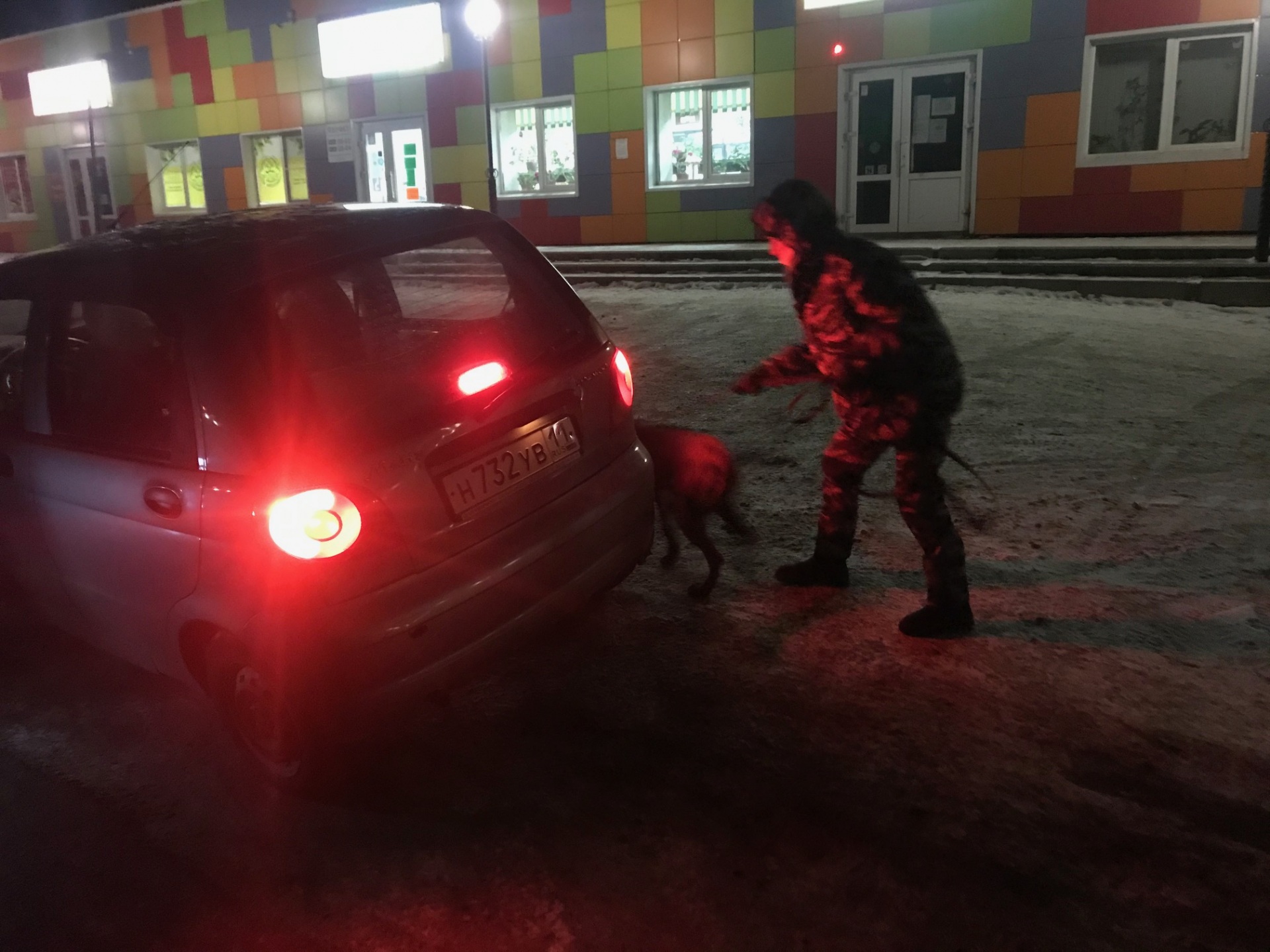 Двух нетрезвых девушек-водителей поймали в Сыктывкаре в ходе ночного рейда  | Комиинформ