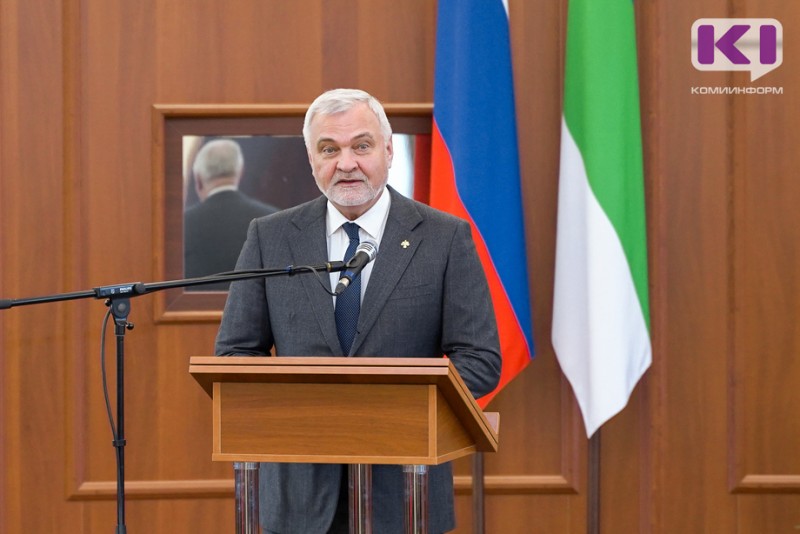 Глава Коми Владимир Уйба выступит с докладом перед региональным парламентом

