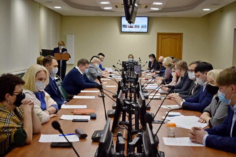 Депутаты Совета Сыктывкара приступили к ознакомлению с муниципальными программами


