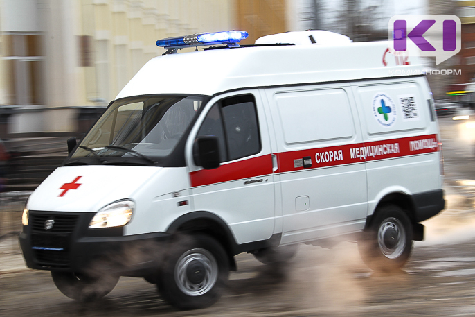 Машина скорой помощи, на которой в больницу везли ребенка, попала в ДТП