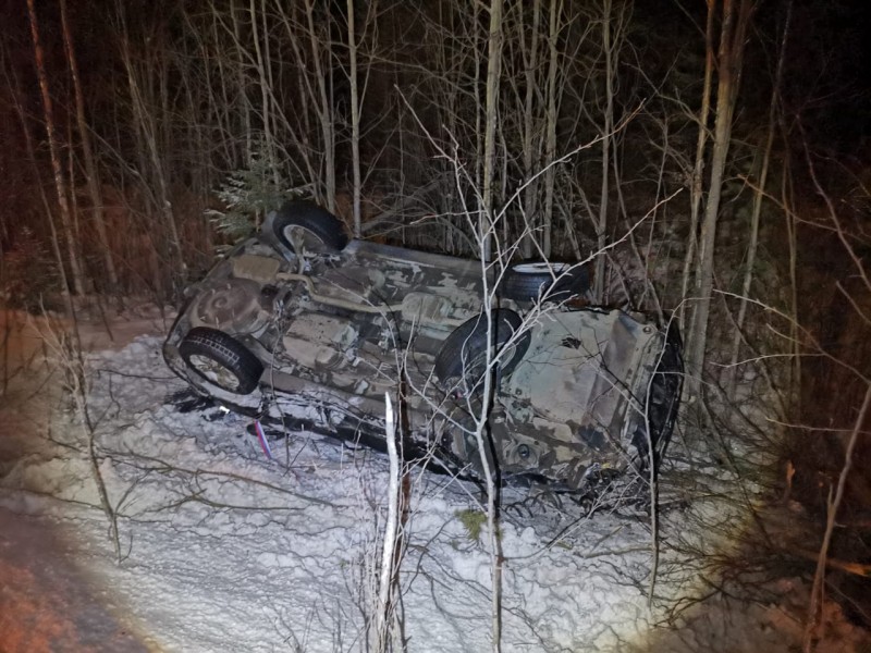 В ДТП под Сосногорском пострадали водитель и пассажир автомобиля Hyundai