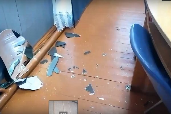 В Трёхозерском ДК куница съела пирожки, разбила зеркало и попалась на камеру видеонаблюдения 