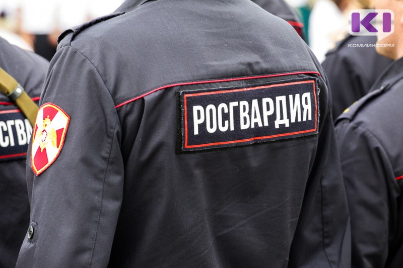 В Сыктывкаре росгвардейцы помогли полиции задержать воришку
