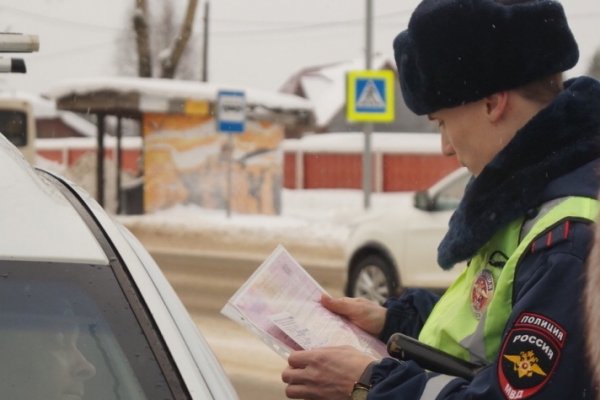 За три дня в Сыктывкаре выявили девять таксистов-нелегалов