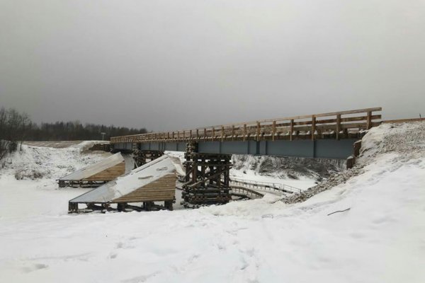 Монди СЛПК возвел капитальный мост в Прилузье 
