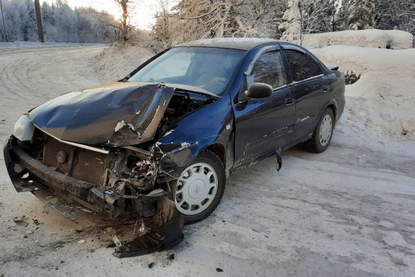 В Сосногорске грузовик ГАЗ протаранил иномарку