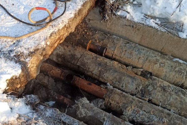 Протечку на сети горячего водоснабжения в местечке Пичипашня устранят до 18 часов