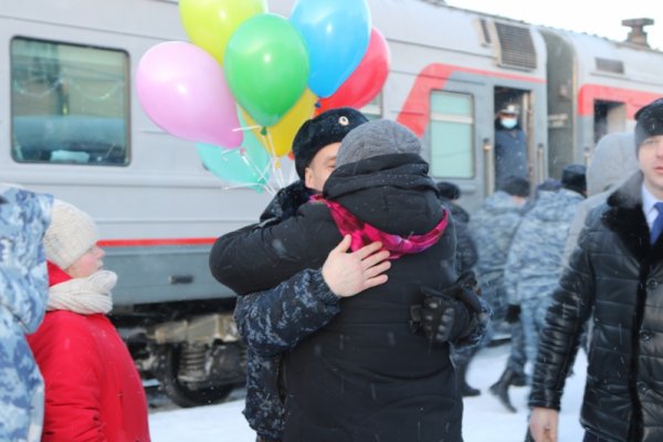 Сводный отряд МВД по Коми вернулся из полугодовой командировки в Чечню