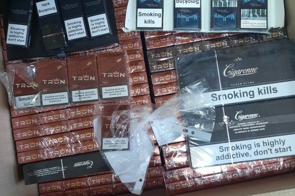 В Усть-Куломском районе приставы изъяли у предпринимателя свыше тысячи пачек сигарет