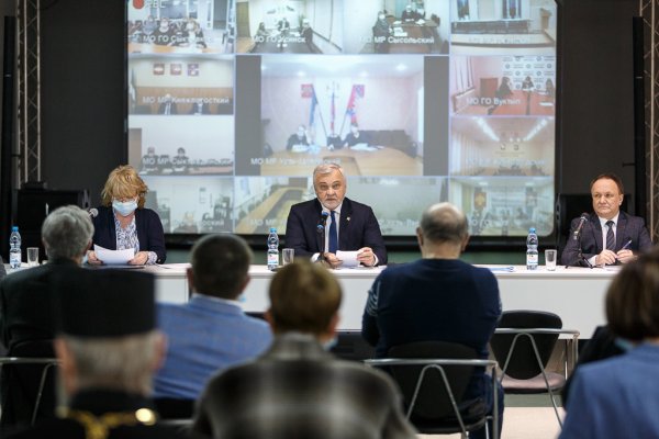 Владимир Уйба провёл заседание Совета по гармонизации межэтнических и межконфессиональных отношений в Коми
