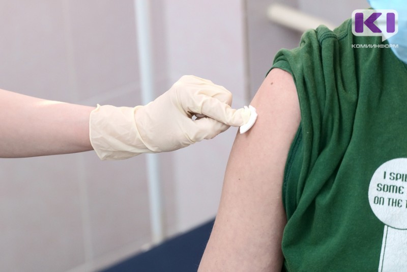 Как правильно подготовиться к вакцинации от коронавируса, расскажут в Общественной приемной главы Коми