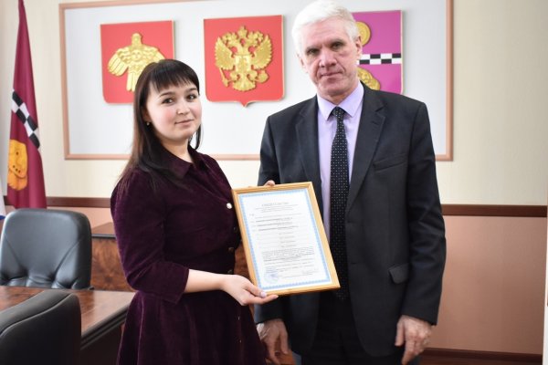 В Княжпогостском районе молодая семья получила сертификат на приобретение жилья
