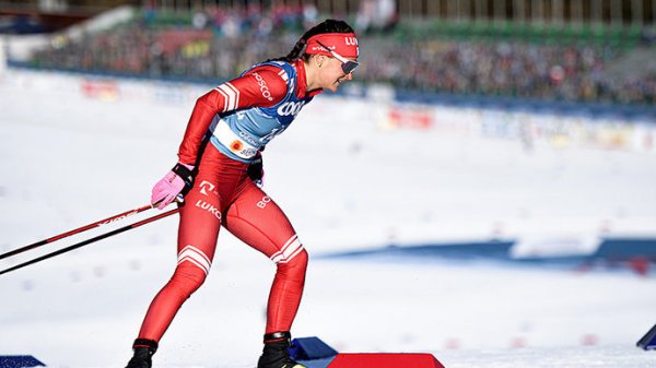 Лыжница Юлия Ступак в составе эстафетной команды России стала вице-чемпионкой мира