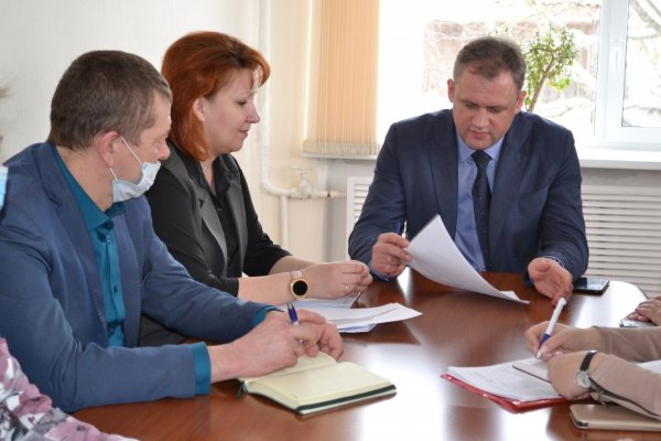 Министр физкультуры и спорта Коми Виталий Савилов посетил Прилузский район
